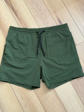 Quince NWOT Olive Green Drawstring Swim Shorts